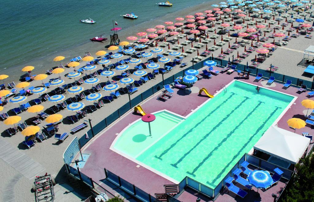 Hotel Asiago Beach Lido Di Savio Exterior foto