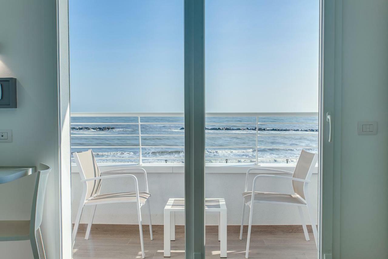 Hotel Asiago Beach Lido Di Savio Exterior foto